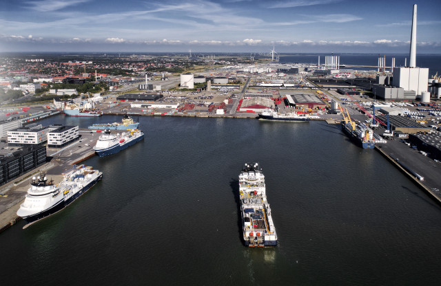2386 Offshore Stimulation Vessels Copco Soenderhavn Esb Drone Ins1p P4p jul19 2